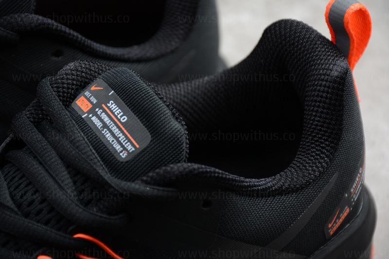 NikeMen's Air Zoom Structure 15 - Black/Orange