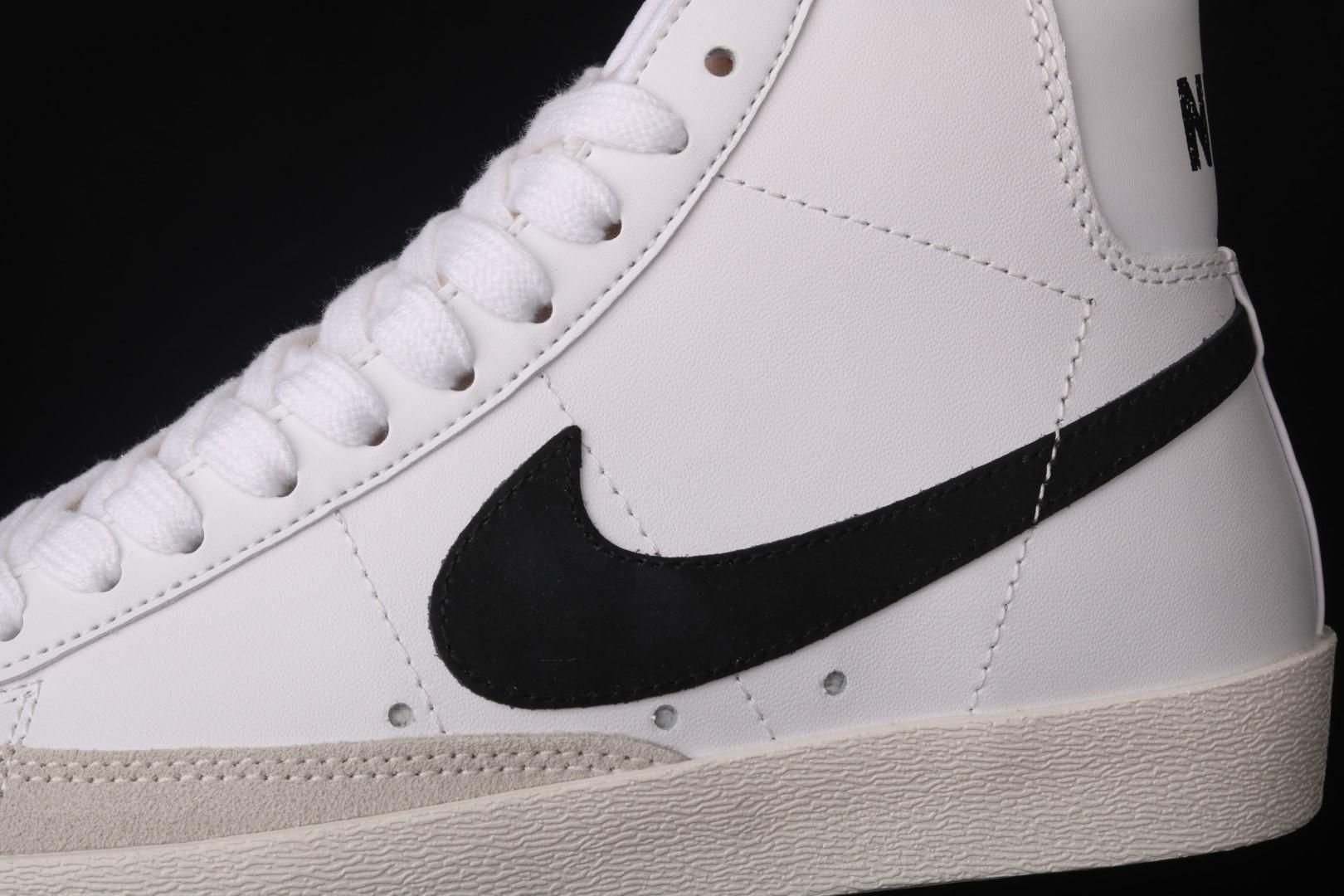 NikeMens Blazer Mid 77 Vintage - White/Black