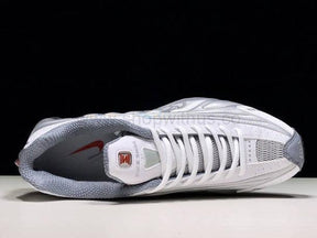 NikeUnisex Shox R4 - Metallic Silver/Comet Red