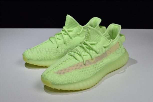 adidasOriginals YEEZY Boost 350 V2 - Glow