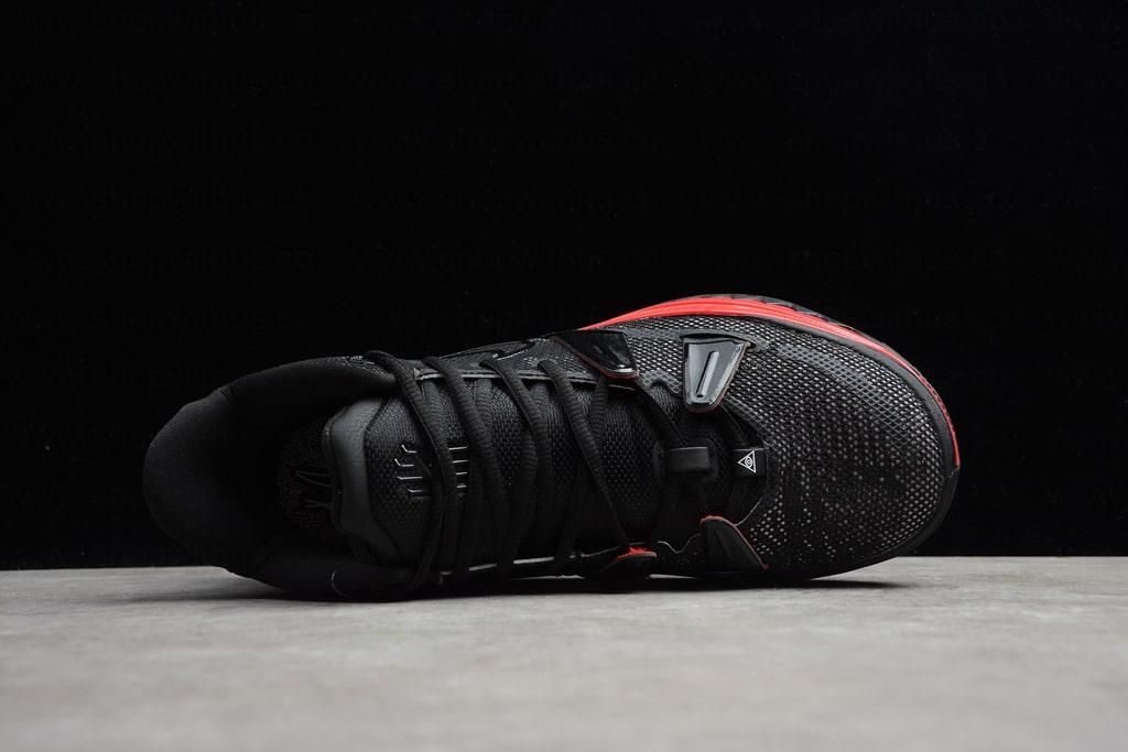 NikeMen's Zoom Kyrie 7 - Bred Black