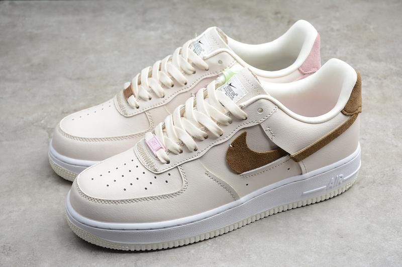 NikeWMNS Air Force 1 AF1 Low Vandalized - Light Orewood Brown