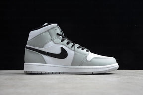 WMNS Air Jordan 1 Mid AJ1 -  Light Smoke Grey