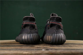 adidasOriginalsYEEZY Boost 350 V2 - Black Static Non-Reflective (Laces Reflects  Shoe Doesn't)