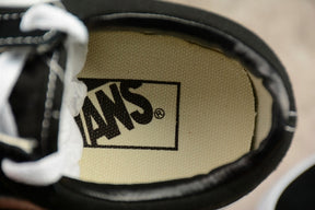 Vans Old Skool Shoes-Black