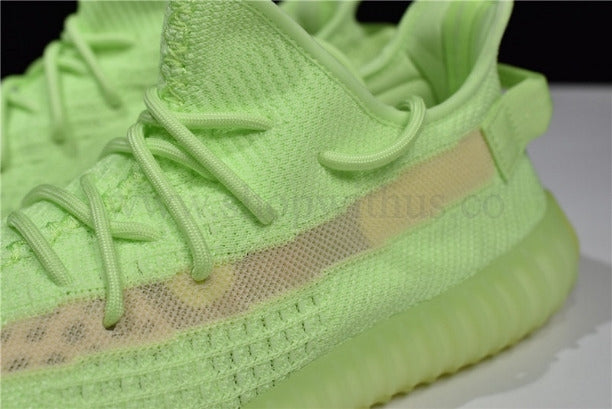 adidasOriginals YEEZY Boost 350 V2 - Glow