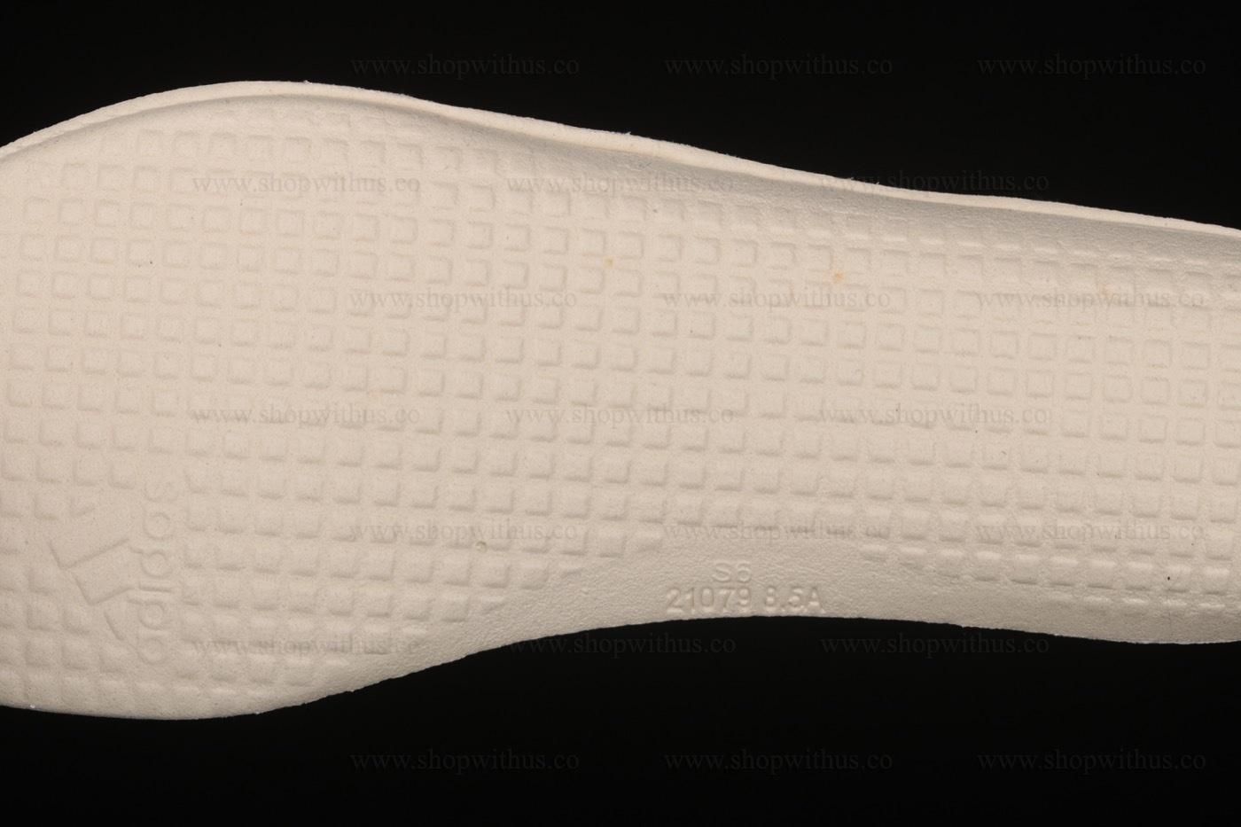 adidasMen's Ultraboost 21 - Crystal White