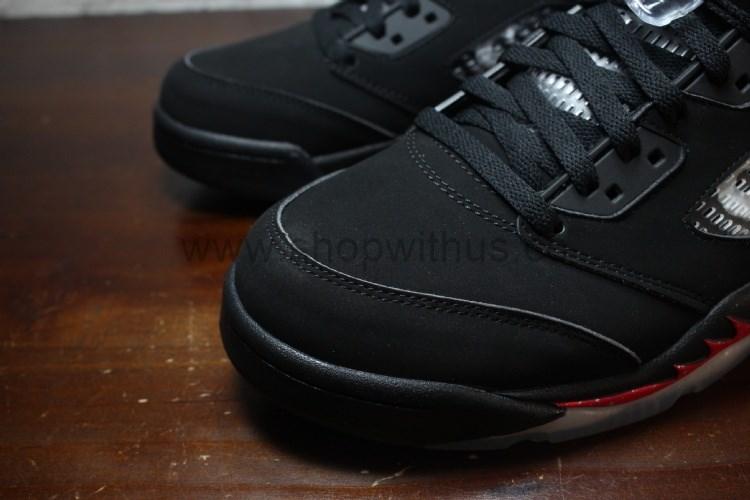 Supreme x Air Jordan 5 Retro -  Black