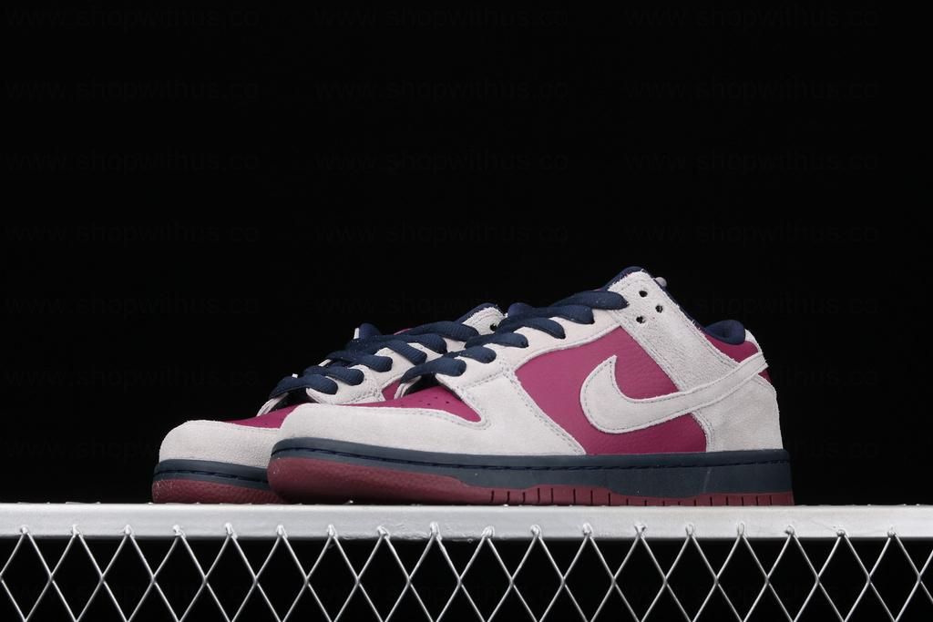 NikeSB Dunk Low - True Berry