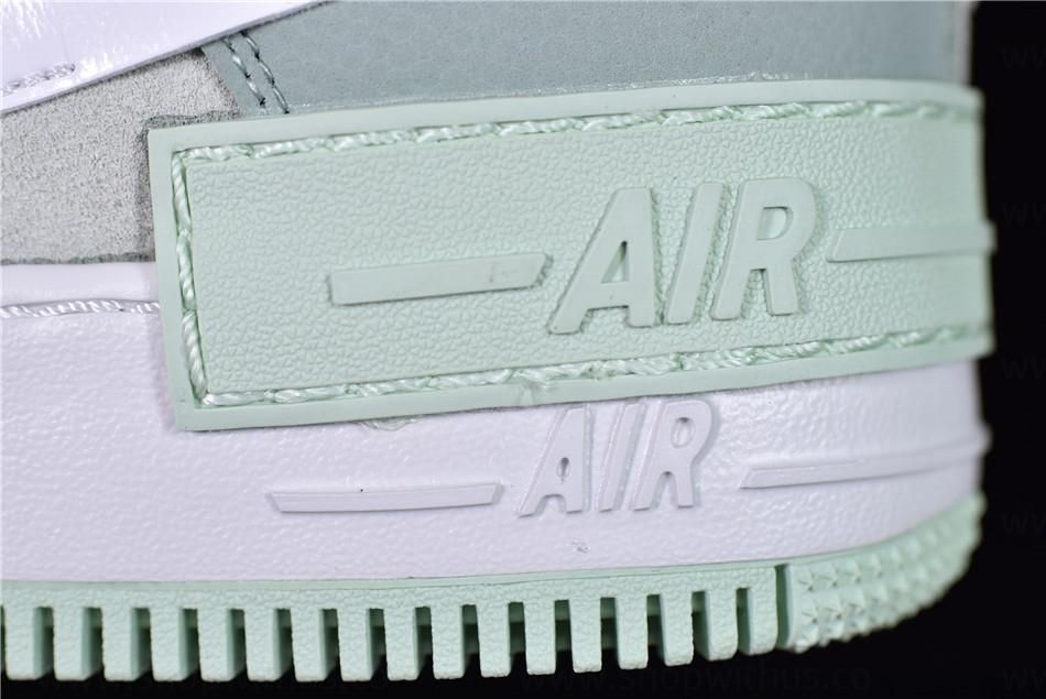 NikeWMNS Air Force 1 AF1 Shadow - Pistachio Frost