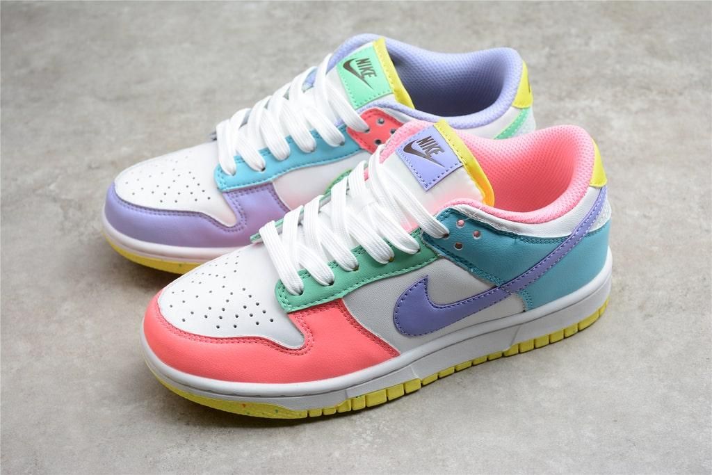 NikeWMNS SB Dunk Low - Easter Candy