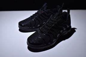 NikeAir Vapormax Plus - Triple Black
