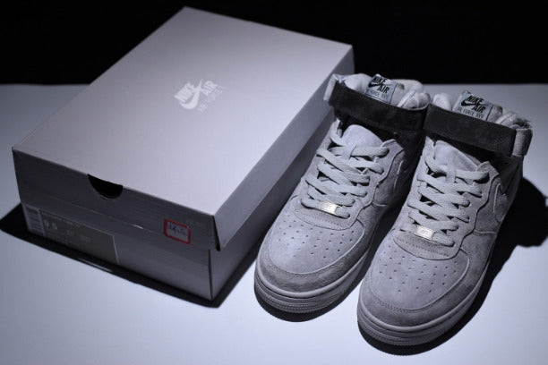 Reigning Champ x NikeAir Force 1 Low '07 Suede - Light Grey/Black