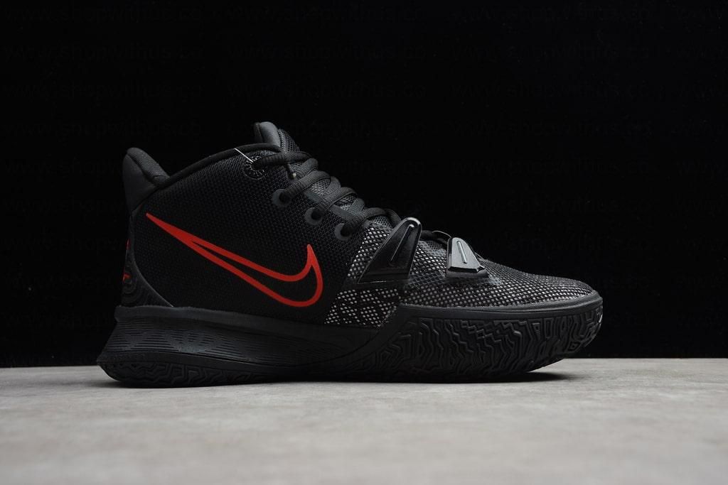 NikeMen's Zoom Kyrie 7 - Bred Black