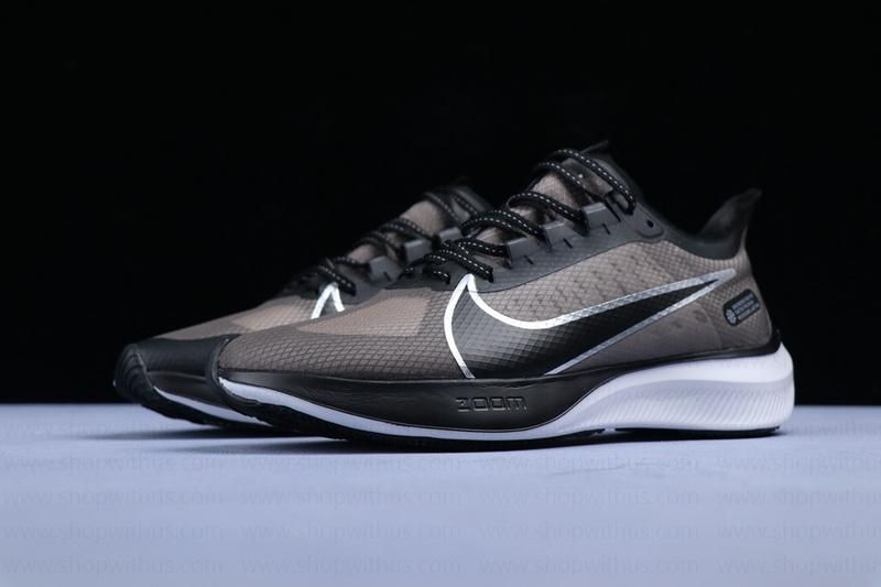 NikeRunning Zoom Gravity - Black/Silver