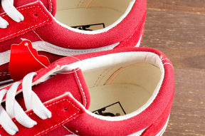 Vans Old Skool Shoes-Red
