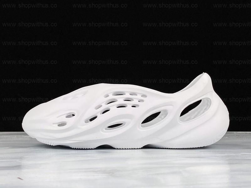 adidasYEEZY  Foam Runner - White