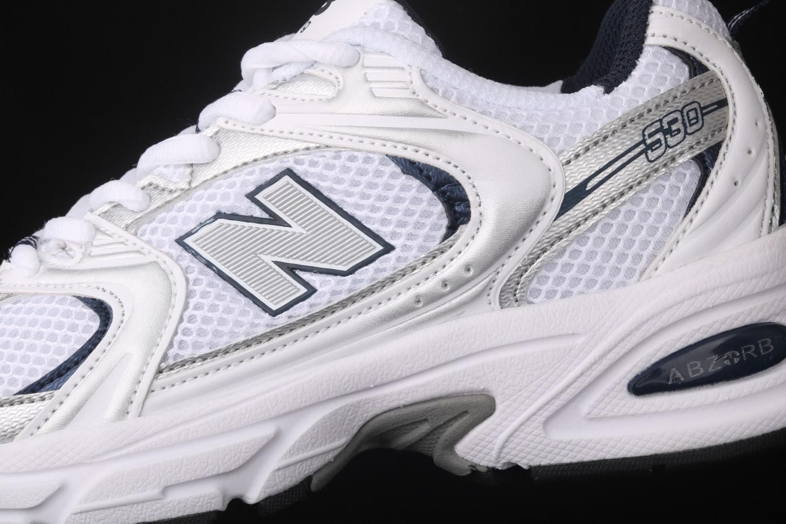 New Balance 530 - White/Silver/Navy