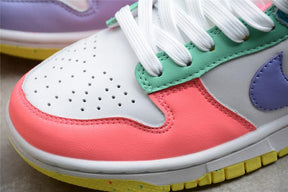 NikeWMNS SB Dunk Low - Easter Candy