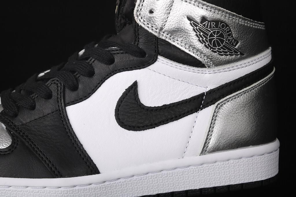 Air Jordan 1 AJ1 Retro High - Silver Toe