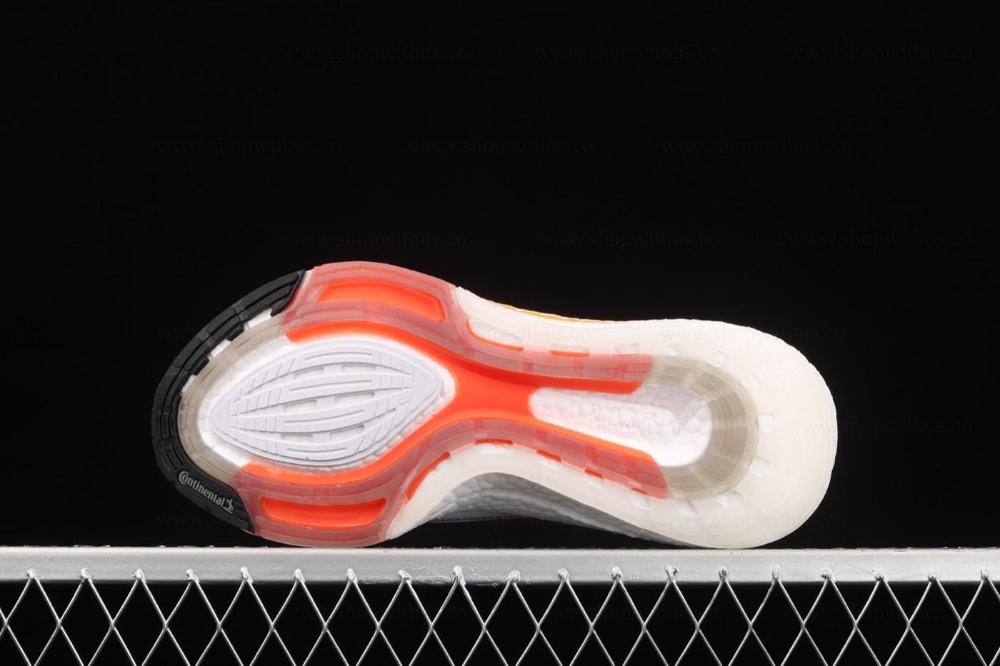 adidasMen's Ultraboost 21 - Cloud White/Orange