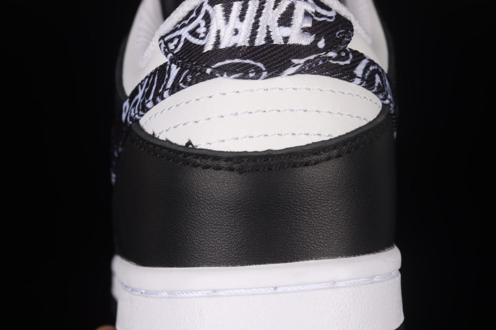 NikeMens  Dunk Low Essential - Paisley Pack Black