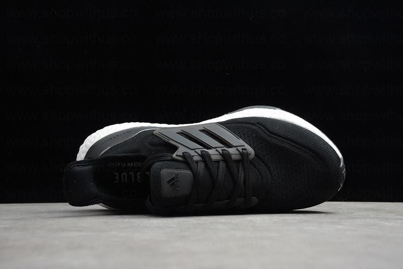 adidasRunning Ultraboost 21 - Grey Four