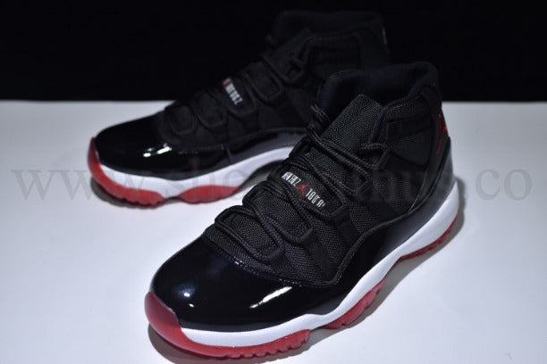 Air Jordan 11 (XI) AJ11 - Bred (2019)