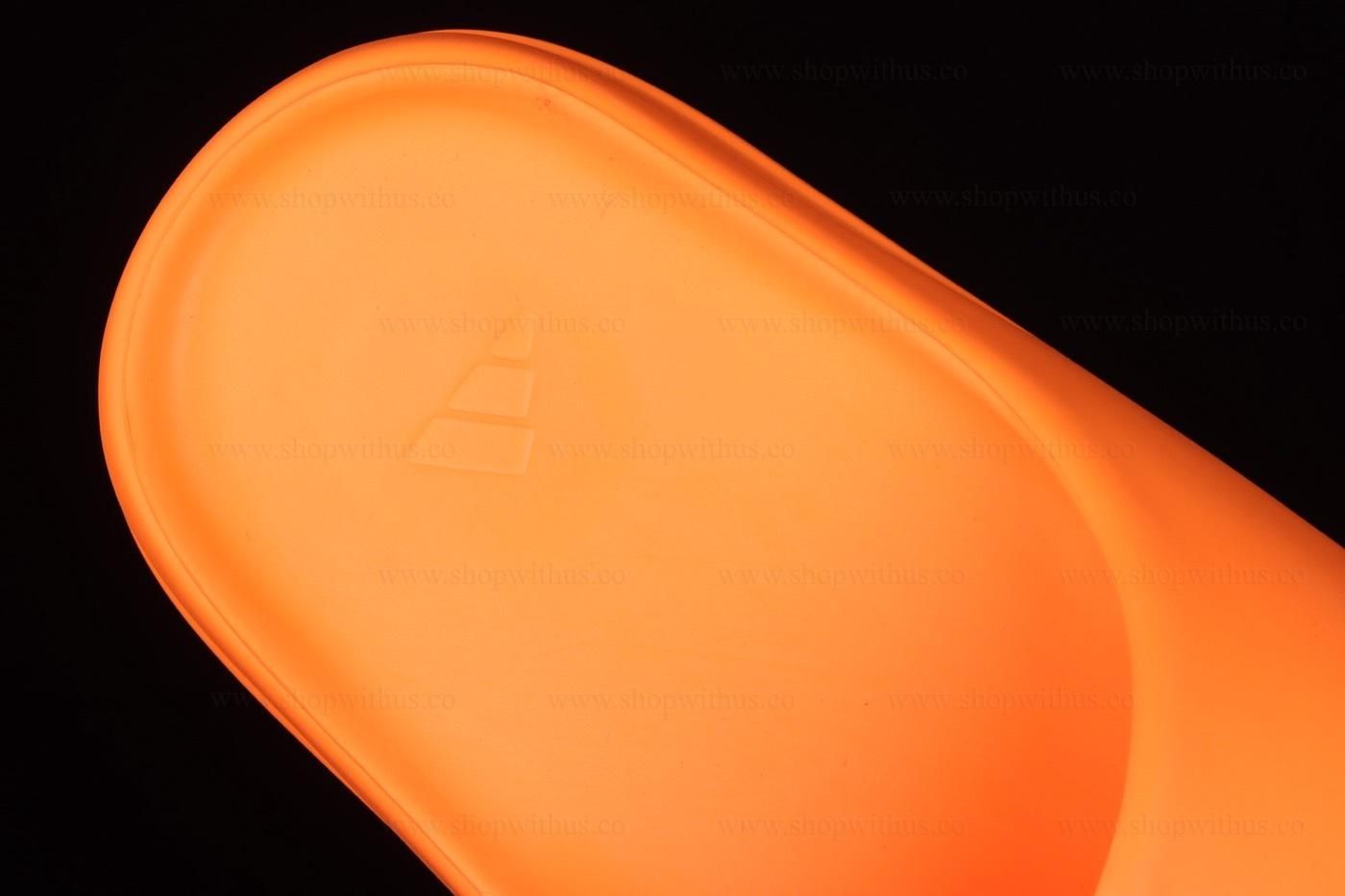 adidasMen's Yeezy Slide - Enflame Orange
