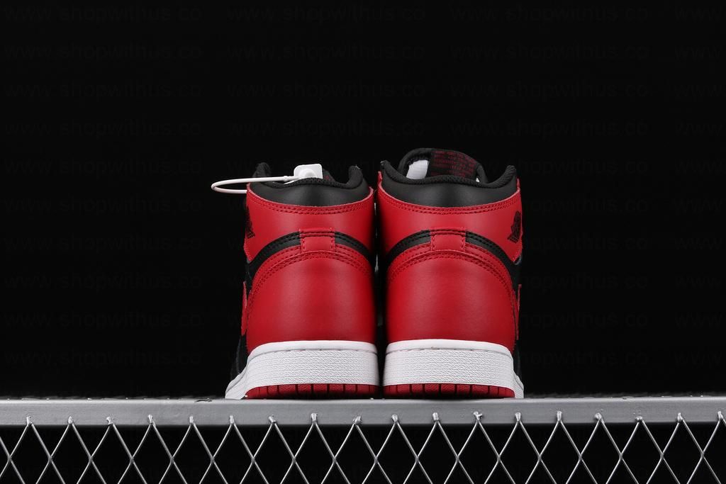 WMNS Air Jordan 1 Retro High OG - BRED