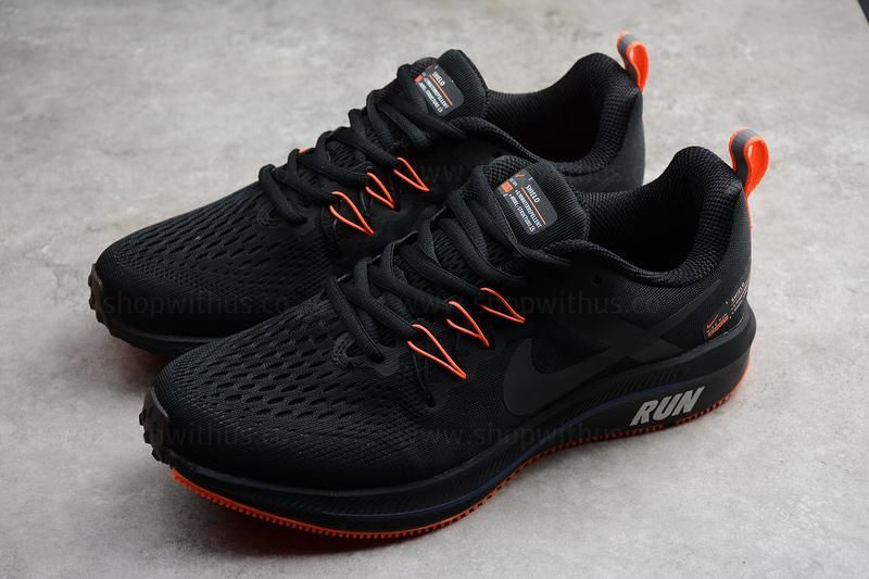 NikeMen's Air Zoom Structure 15 - Black/Orange