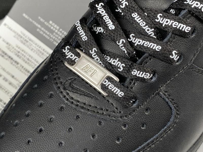 Supreme x NikeAir Force 1 Low - Black