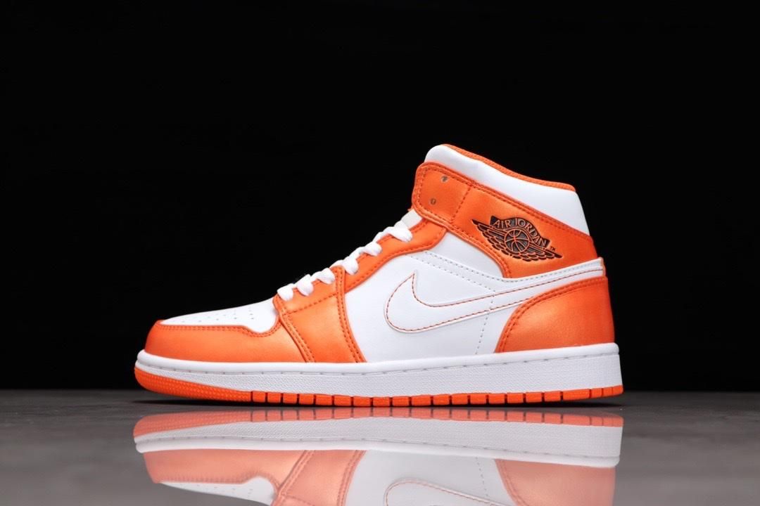 Air Jordan 1 AJ1 Mid - Metallic Orange