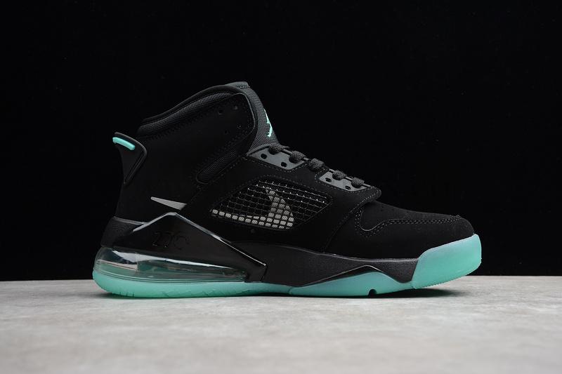 Jordan Mars 270 - Black/Green Glow