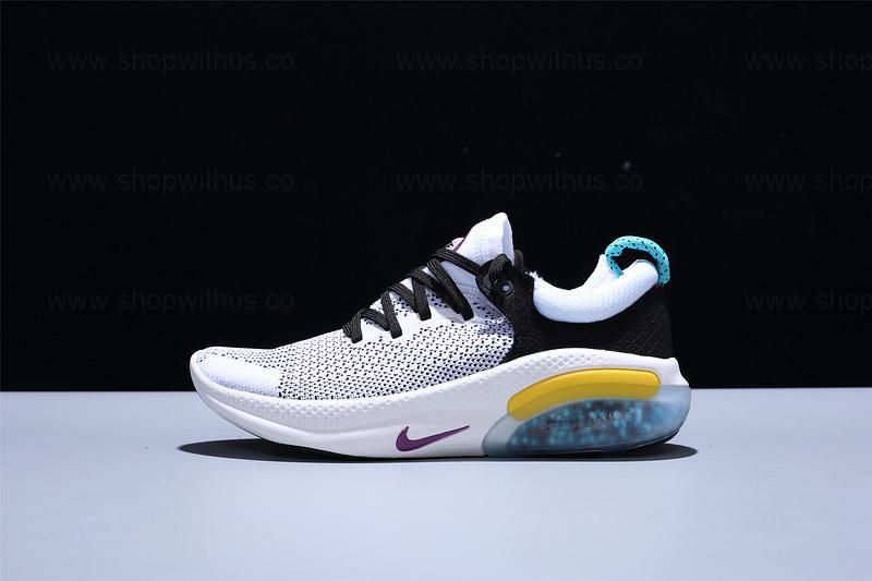 NikeMen's Joyride Run Flyknit - White/Black