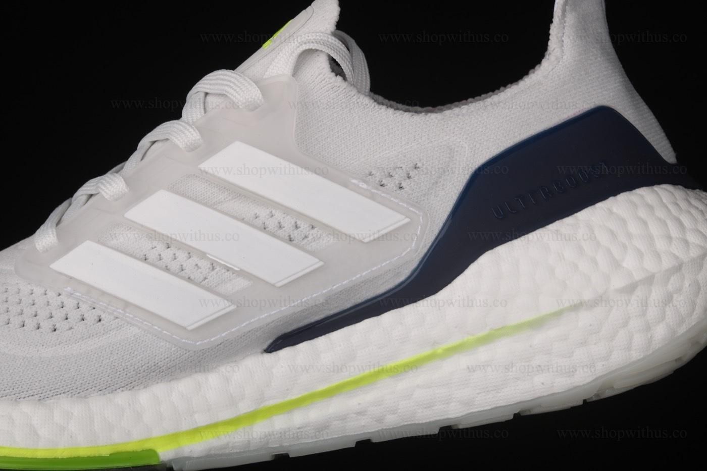 adidasMen's Ultraboost 21 - Crystal White