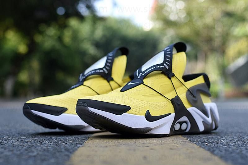 NikeSportswear Adapt Huarache - Opti Yellow