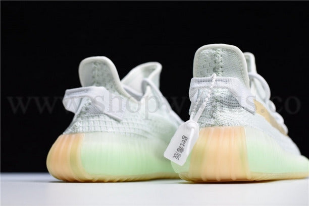 adidasOriginals YEEZY Boost 350 V2 - Hyperspace