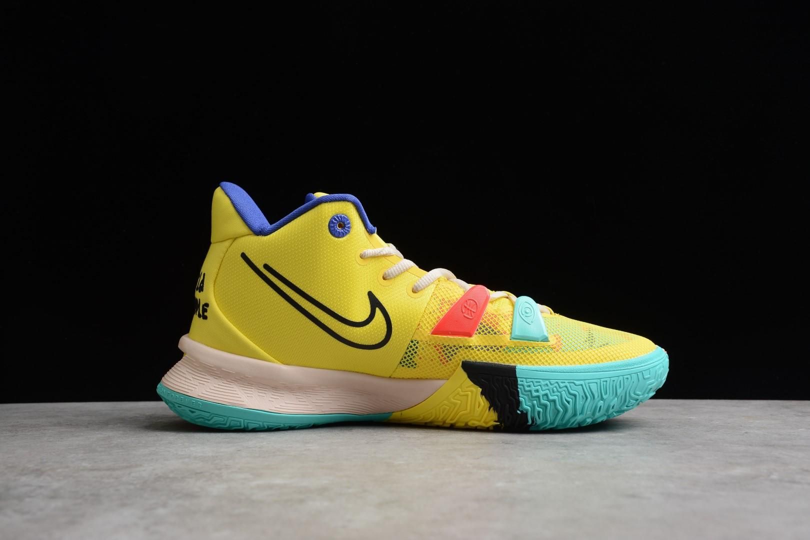 NikeBasketball Kyrie 7 - 1 World 1 People