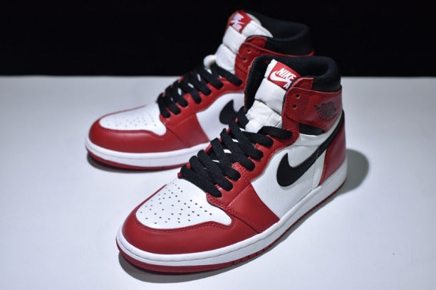 NikeMen's Air Jordan 1 AJ1 High Basketball Shoe - Chicago