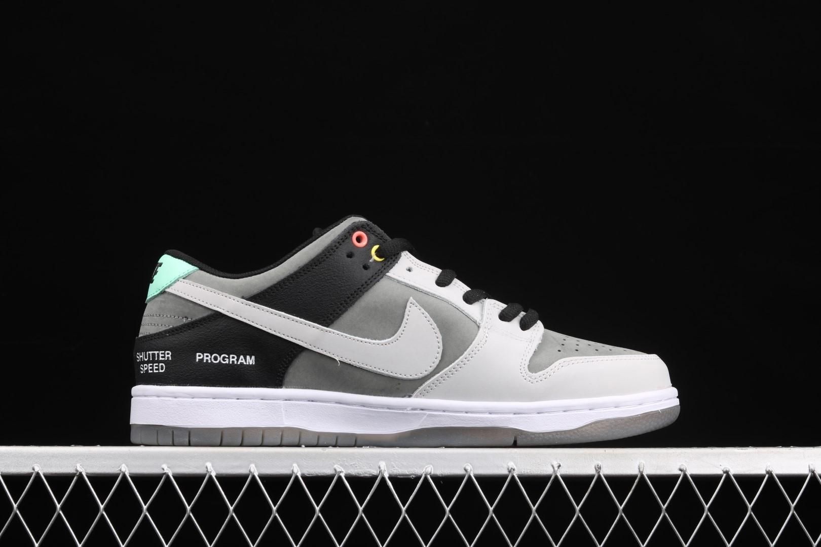 NikeSB Dunk Low  'Camcorder'