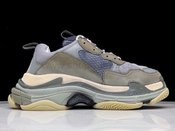 BalenciagaMen's Triple S - Grey