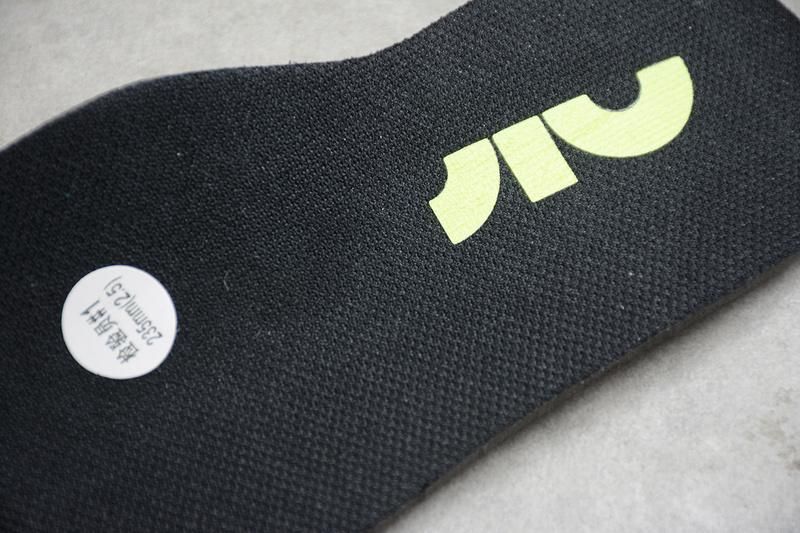 NikeWMNS Air Max Verona - Plum Chalk