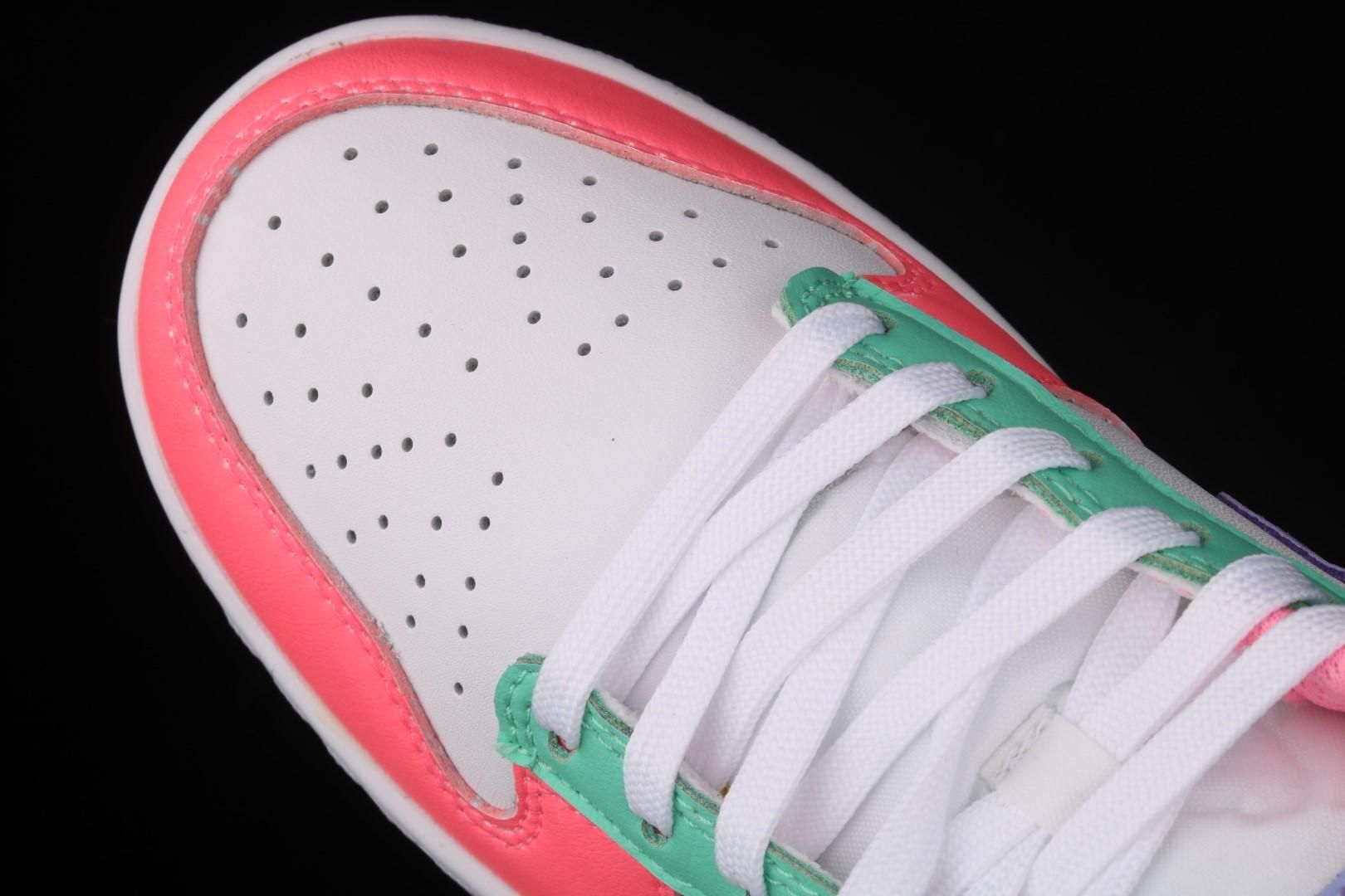 NikeSB Dunk Low - Easter Candy