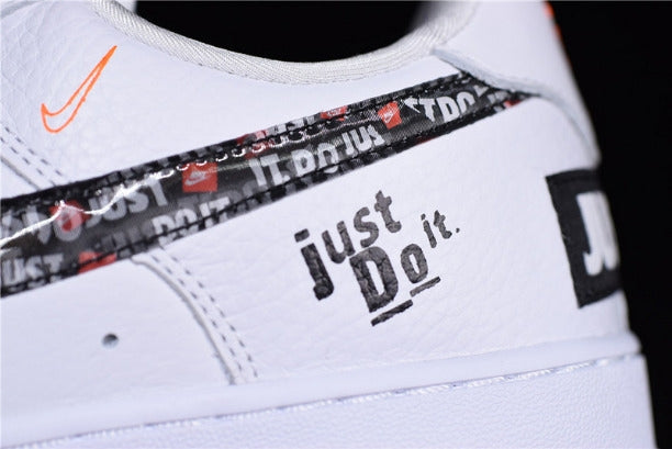 NikeWMNS Air Force 1 07 Just Do It Pack  - White