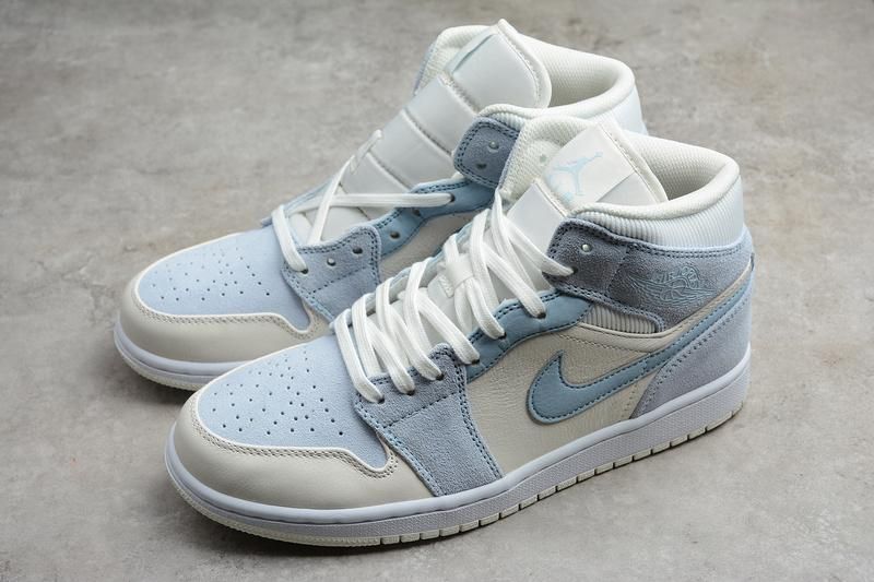 Air Jordan 1 AJ1 Mid SE - Light blue