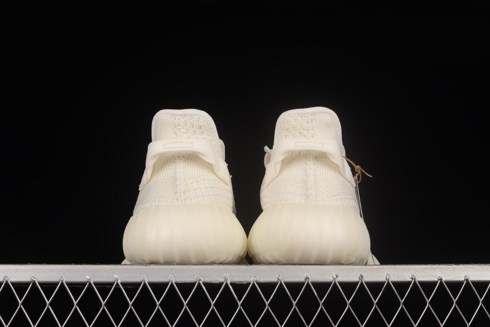 adidasMens Yeezy Boost 350 V2 - pure oat