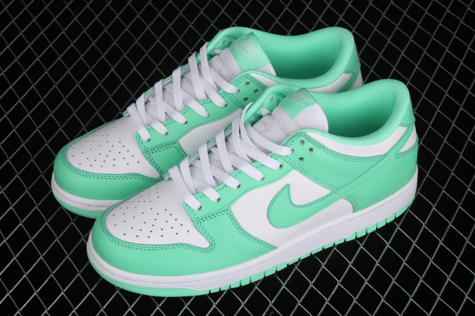 NikeDunk Low - Green Glow