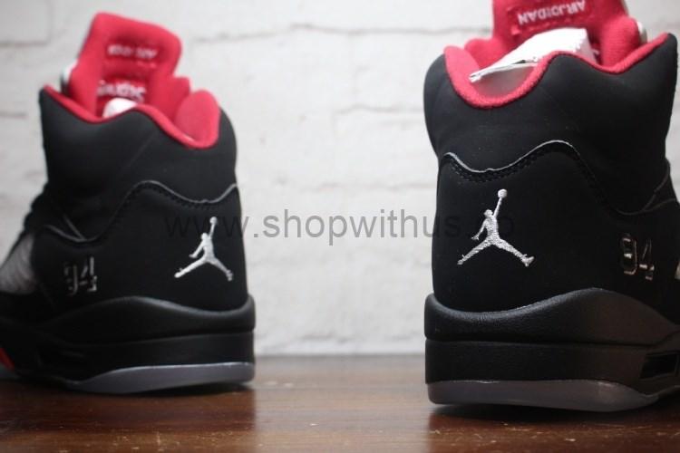 Supreme x Air Jordan 5 Retro -  Black