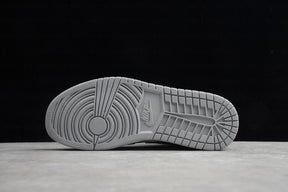WMNS Air Jordan 1 Mid AJ1 -  Light Smoke Grey